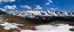 Archived image Webcam Grand Bornand Ski Resort: Top Station Maroly 13:00