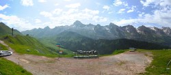 Archived image Webcam Grand Bornand Ski Resort: Top Station Maroly 09:00