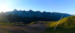Archived image Webcam Grand Bornand Ski Resort: Top Station Maroly 06:00