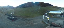 Archived image Webcam Notre Dame de Bellecombe - Base station chairlift Mont Rond 06:00
