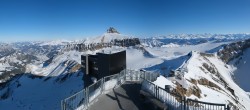 Archiv Foto Webcam Peak Walk Hängebrücke Glacier 3000 13:00