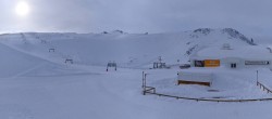 Archived image Webcam Les Deux Alpes (top station chairlift Glacier) 07:00