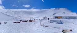Archived image Webcam Les Deux Alpes (top station chairlift Glacier) 09:00