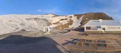 Archived image Webcam Les Deux Alpes (top station chairlift Glacier) 19:00