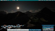 Archiv Foto Webcam Trincerone: Blick auf den Gletscher am Stilfser Joch 23:00