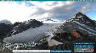 Archiv Foto Webcam Trincerone: Blick auf den Gletscher am Stilfser Joch 05:00