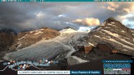 Archiv Foto Webcam Trincerone: Blick auf den Gletscher am Stilfser Joch 19:00