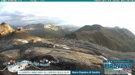 Archived image Webcam Trincerone View into the Valley 05:00