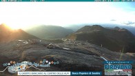 Archived image Webcam Trincerone View into the Valley 19:00