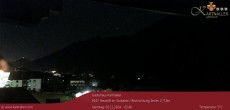 Archived image Webcam View towards Neustift and Serles / Stubai 01:00