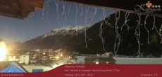 Archiv Foto Webcam Blick auf Neustift und Serles im Stubaital 05:00