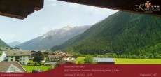 Archived image Webcam View towards Neustift and Serles / Stubai 11:00