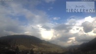 Archiv Foto Webcam Wildschönau: Hotel Tirolerhof in Oberau 15:00