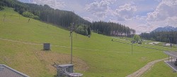 Archived image Webcam View from the Patscherkofel Base Station 13:00