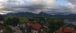 Archiv Foto Webcam Hopfensee - Blick Richtung Skigebiet Reutte-Hahnenkamm 05:00