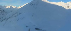 Archived image Webcam in the Pitztaler Gletscher Rifflsee Ski Resort 06:00