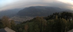 Archiv Foto Webcam Bozen - Panorama Gasthof Kohlern 05:00