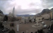 Archiv Foto Webcam Bozen - Panorama Waltherplatz 05:00