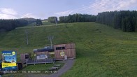 Archiv Foto Webcam Grebenzen: Blick auf Sessellift und Piste 05:00