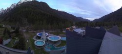 Archived image Webcam View of Aqua Dome, Tyrol 05:00