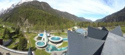 Archived image Webcam View of Aqua Dome, Tyrol 09:00
