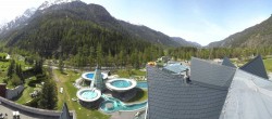 Archived image Webcam View of Aqua Dome, Tyrol 13:00