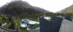 Archived image Webcam View of Aqua Dome, Tyrol 17:00