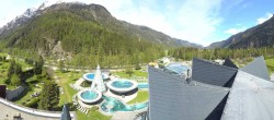 Archived image Webcam View of Aqua Dome, Tyrol 09:00