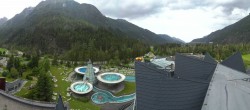 Archived image Webcam View of Aqua Dome, Tyrol 15:00