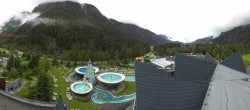 Archived image Webcam View of Aqua Dome, Tyrol 07:00