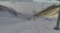 Archived image Webcam Ohau Snow Field - View towards Lake Ohau 09:00