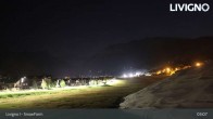 Archived image Webcam Livigno: View Snowfarm 02:00