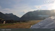 Archived image Webcam Livigno: View Snowfarm 06:00