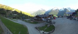 Archived image Webcam Klausberg - mountain restaurant Kristallalm in Ahrn Valley, South Tyrol 06:00