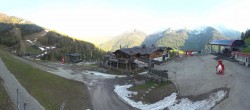 Archived image Webcam Klausberg - mountain restaurant Kristallalm in Ahrn Valley, South Tyrol 06:00