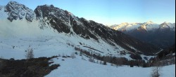 Archived image Webcam Klausberg - Panoramic view lake Klaussee (South Tyrol) 05:00