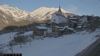 Archived image Webcam Ernen - Finsteraarhorn 09:00