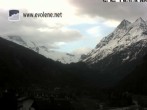 Archiv Foto Webcam Dent Blanche - Evoléne 05:00