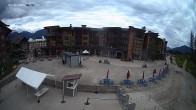 Archived image Webcam Revelstoke Mountain Resort: View Village 08:00