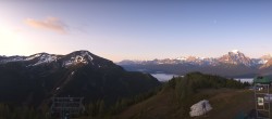 Archiv Foto Webcam Panorama Lake Louise 04:00
