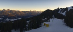 Archiv Foto Webcam Schladming Planai: Bergstation Lärchkogel 07:00