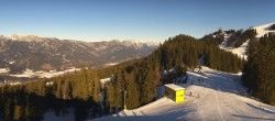 Archiv Foto Webcam Schladming Planai: Bergstation Lärchkogel 13:00