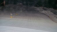 Archived image Webcam View of the slopes at Winter Hill / Calgary 01:00