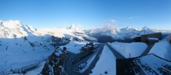 Archiv Foto Webcam Zermatt: Gornergrat Bergstation 05:00