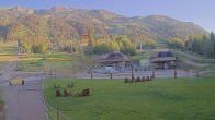 Archived image Webcam Base Sweetwater Teewinot Jackson Hole 05:00
