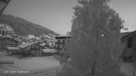 Archiv Foto Webcam Zentrum Les Gets - Blick zur Mont Chery Piste 07:00