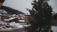 Archiv Foto Webcam Zentrum Les Gets - Blick zur Mont Chery Piste 07:00