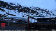 Archiv Foto Webcam Arlberghaus Zürs - SnowCam 05:00