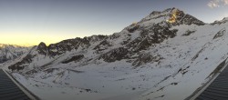 Archived image Webcam Saas-Grund: Hohsaas Gondola 07:00