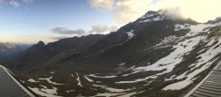 Archiv Foto Webcam Saas-Grund - Bergstation Hohsaas 05:00
